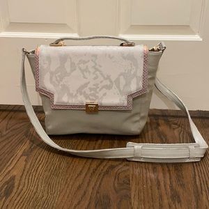 Kelly Wynne Pop the Champagne Satchel